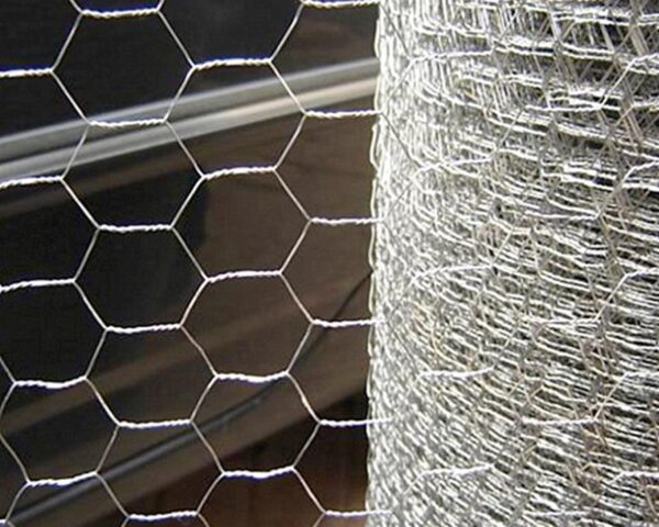 Hexagonal Wire Mesh Fence Roll 45 x 1M
